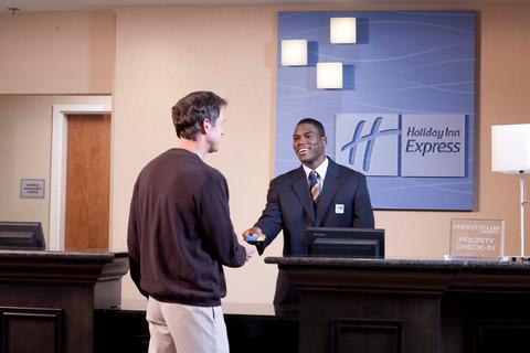 Holiday Inn Express & Suites St Marys By Ihg St. Marys Exterior photo