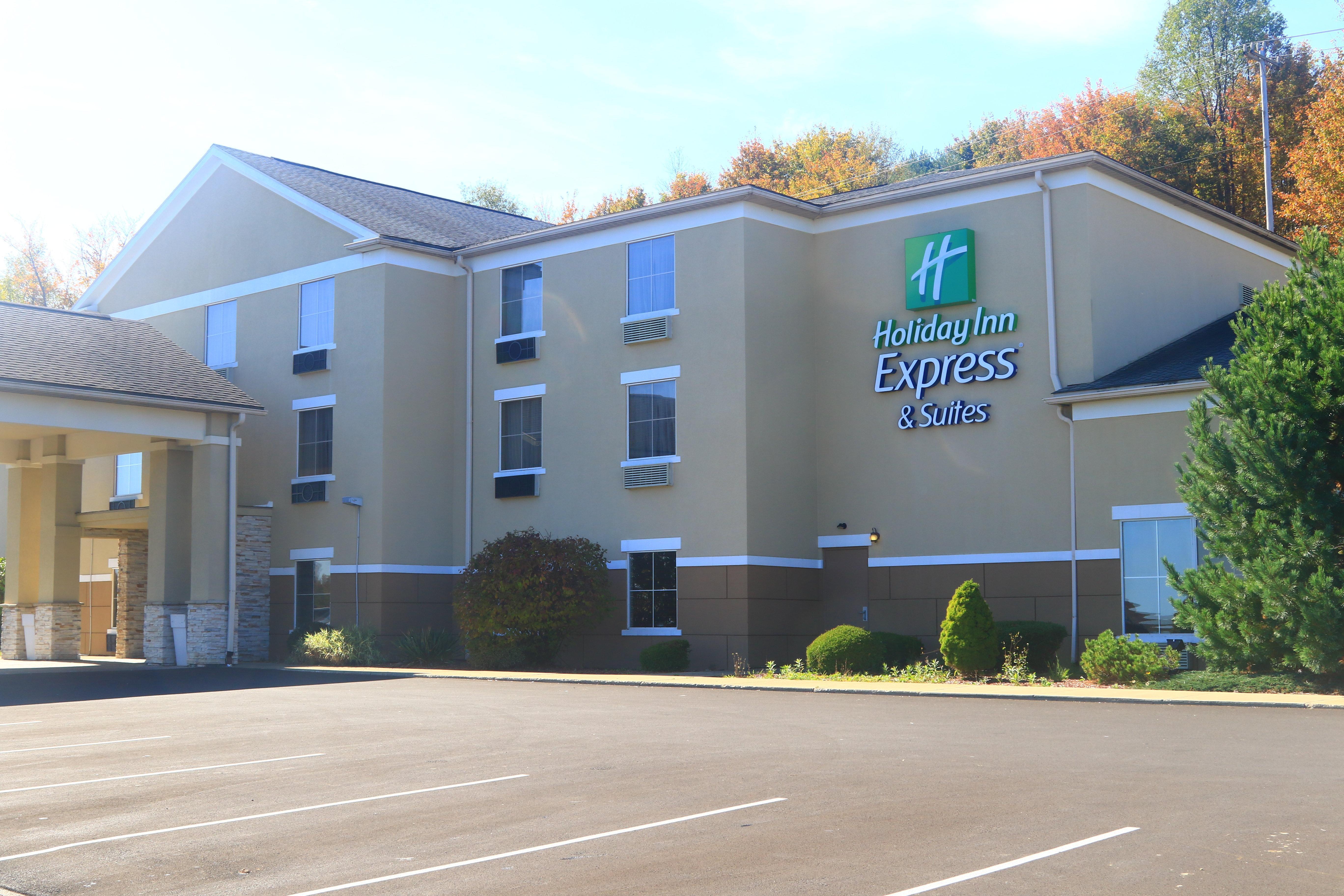 Holiday Inn Express & Suites St Marys By Ihg St. Marys Exterior photo