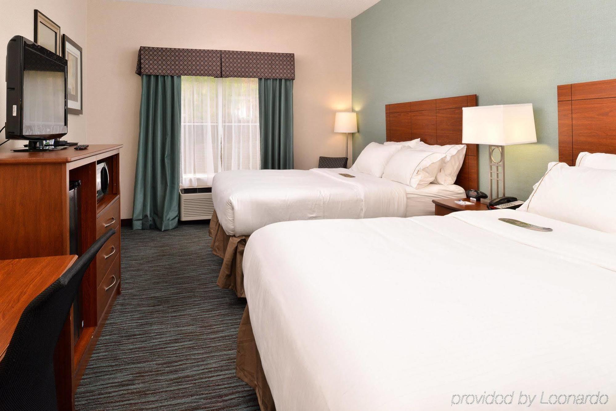 Holiday Inn Express & Suites St Marys By Ihg St. Marys Exterior photo